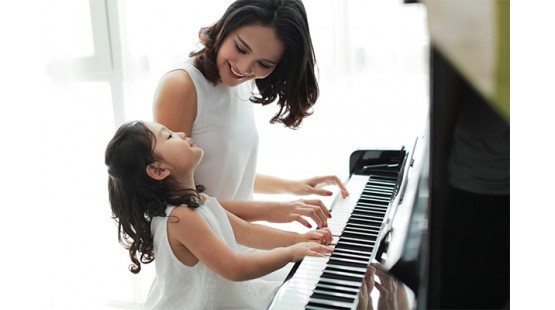 Chia sẻ kinh nghiệm cho con học đàn piano