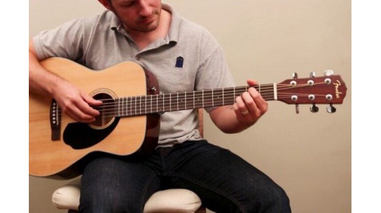 Combo guitar Fender CC-60S – Giải pháp hoàn hảo cho những người học chơi guitar lần đầu