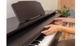 Đàn piano điện Roland RP-30 phù hợp với ai?