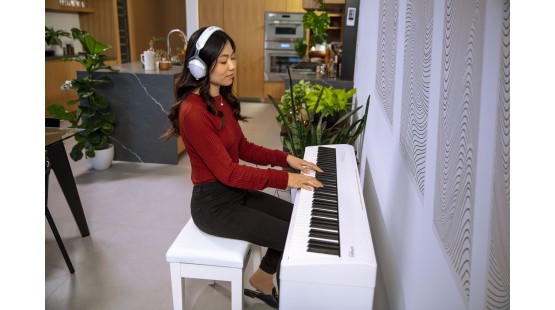 Top 4 mẫu đàn piano điện Roland để tập đệm hát cho người mới