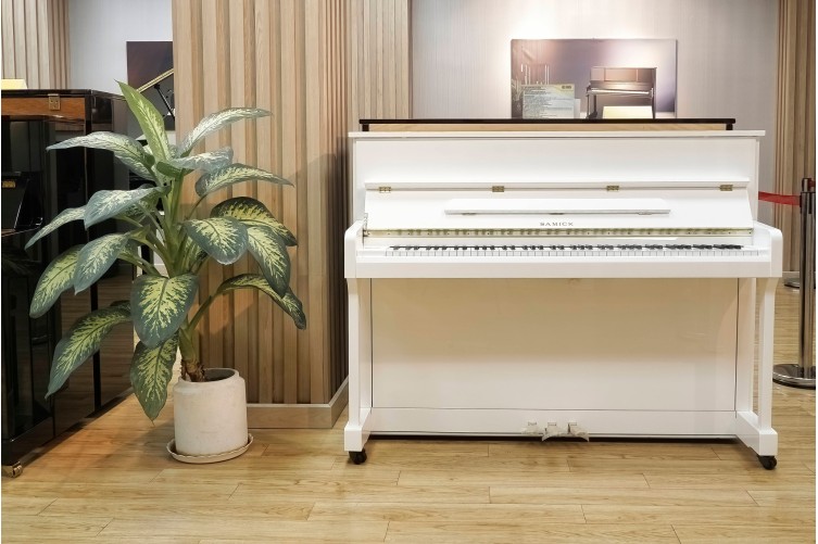Samick JS115D: Đi cùng năm tháng luyện tập chuẩn xác cho người chơi piano