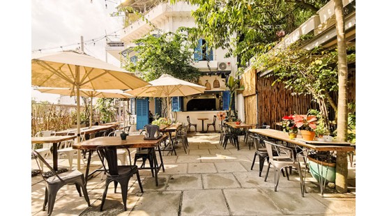 Âm thanh quán cafe gồm những thiết bị nào?