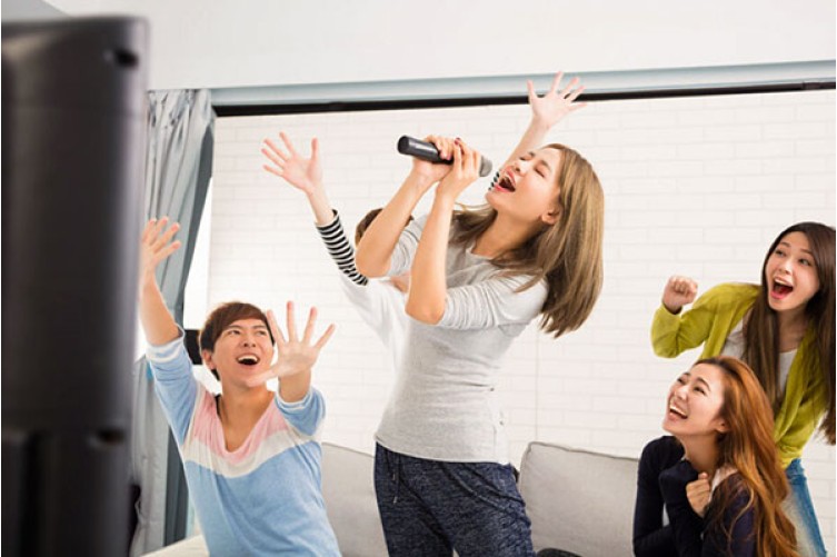 Chỉnh micro karaoke như thế nào để hát hay?