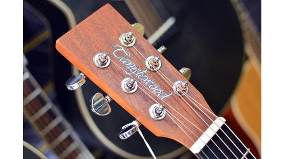 Tanglewood Roadster II – Cây guitar đẹp dành cho người mới chơi và nghệ sĩ bán chuyên