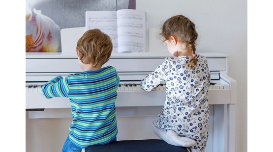 3 cây piano điện giá 20 triệu nên mua để học nhạc trong mùa hè này