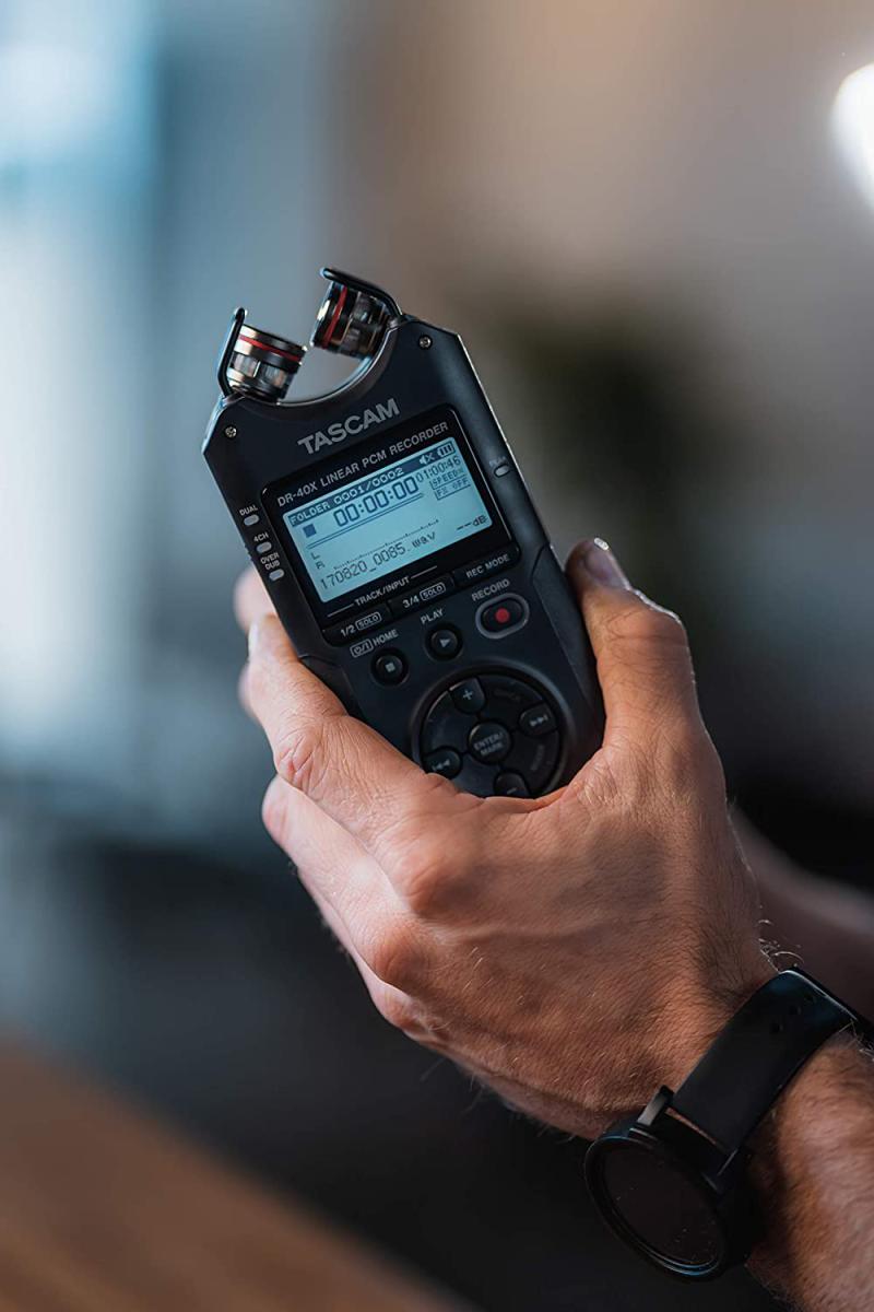Tascam DR-05X: Máy ghi âm cầm tay lý tưởng cho mọi nhu cầu