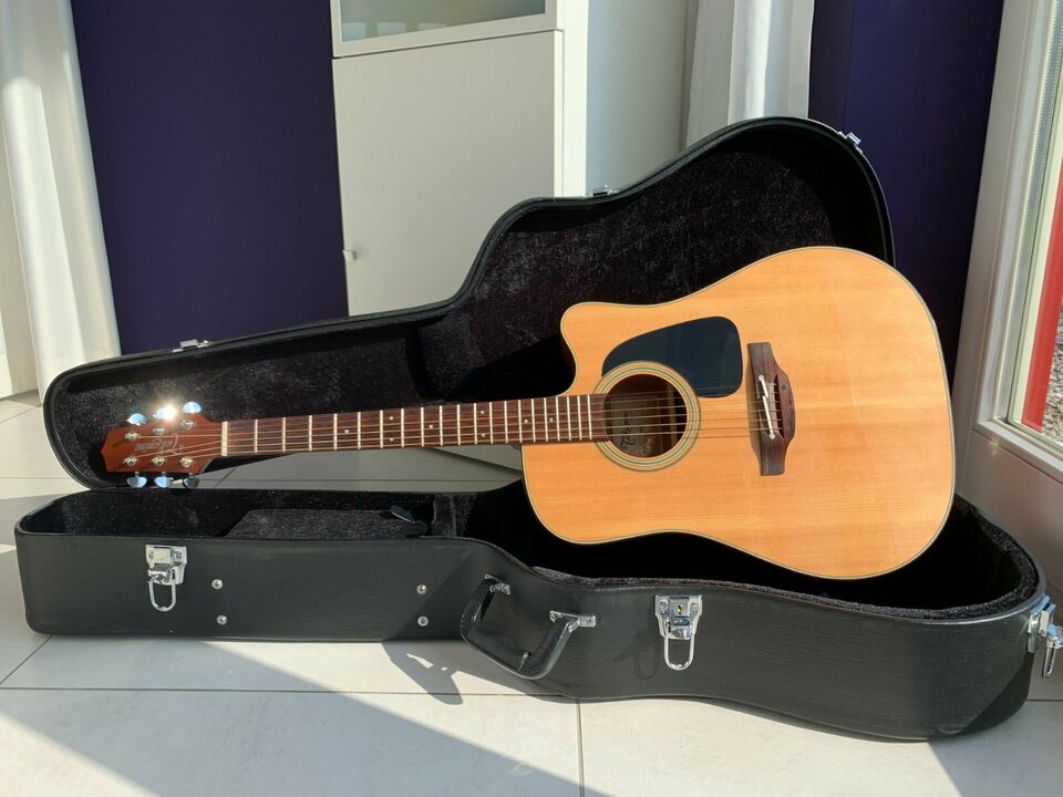 Gợi ý một số cây đàn guitar Takamine đáng mua hiện nay