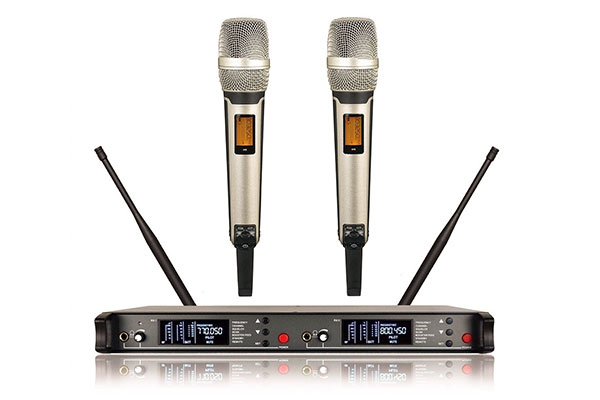 Micro không dây: 12 tính năng vượt trội bạn nên biết