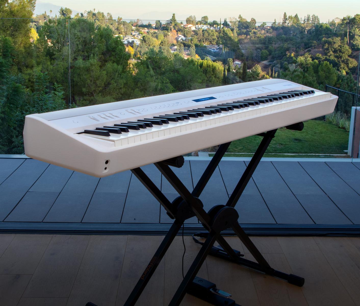 Keyboard và piano điện cho người mới chơi
