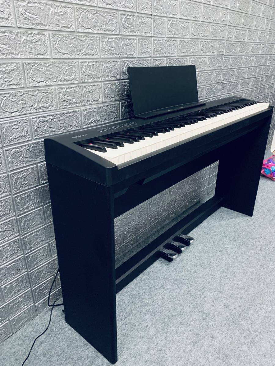 Review chi tiết: Tất tần tật về đàn piano điện Roland FP-30